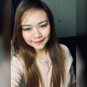 Meet your Posher, Jhonna may flores